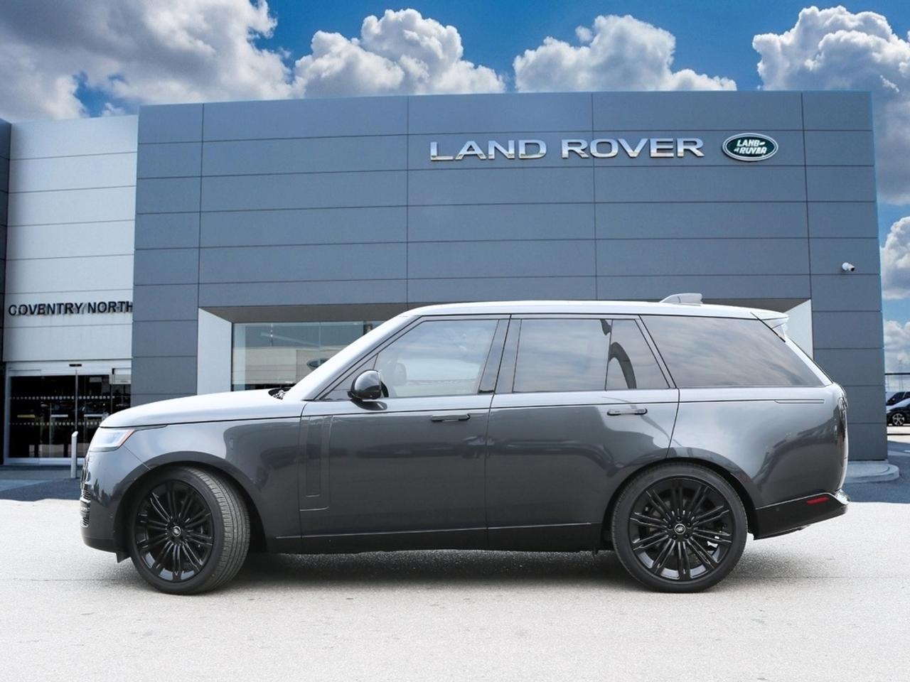 2025 Land Rover Range Rover SE 523 HP TWIN-TURBO V8   23 GLOSS BLACK WHEELS   SHADOW PACK   MERIDIAN 3D   SV BESPOKE INTERIOR Photo
