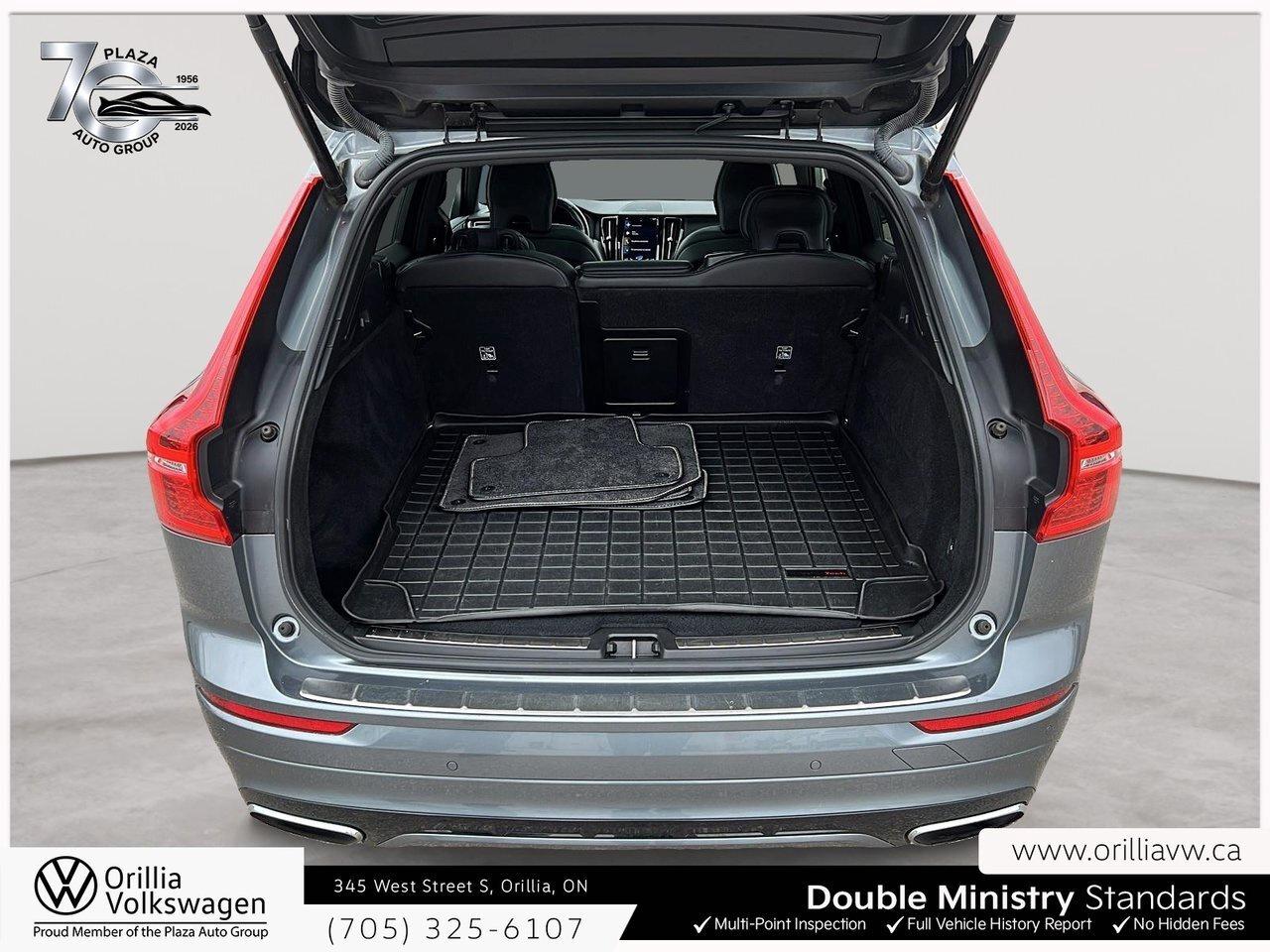 2021 Volvo XC60 R-Design IIHS Top Safety Pick+   Apple CarPlay / Photo