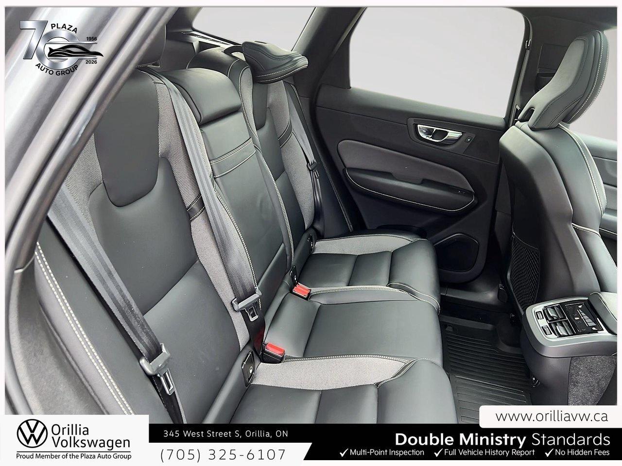 2021 Volvo XC60 R-Design IIHS Top Safety Pick+   Apple CarPlay / Photo