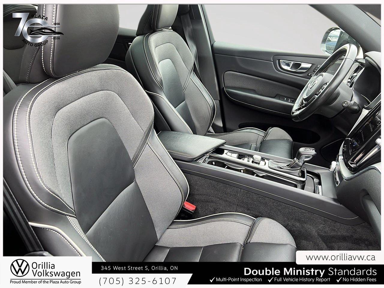 2021 Volvo XC60 R-Design IIHS Top Safety Pick+   Apple CarPlay / Photo
