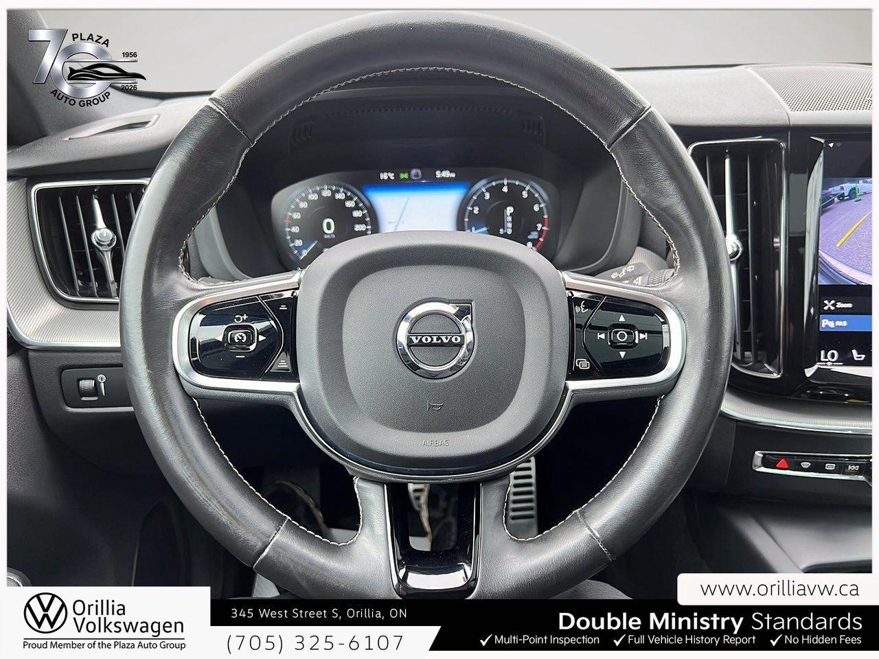2021 Volvo XC60 R-Design IIHS Top Safety Pick+   Apple CarPlay / Photo