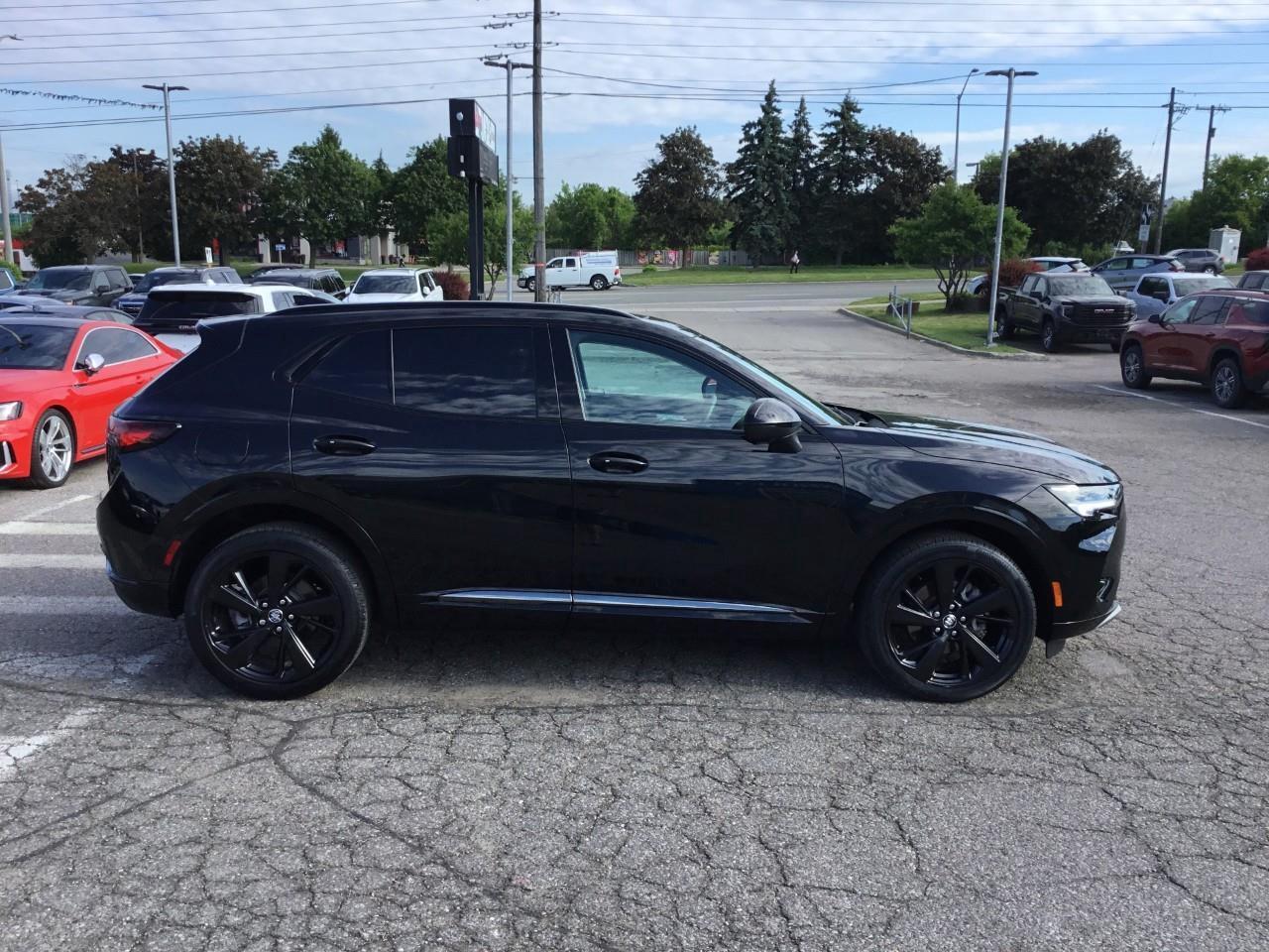 2023 Buick Envision Essence Photo