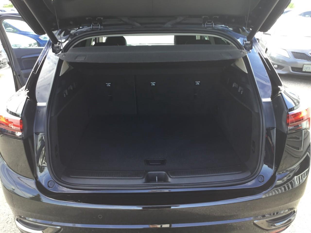 2023 Buick Envision Essence Photo