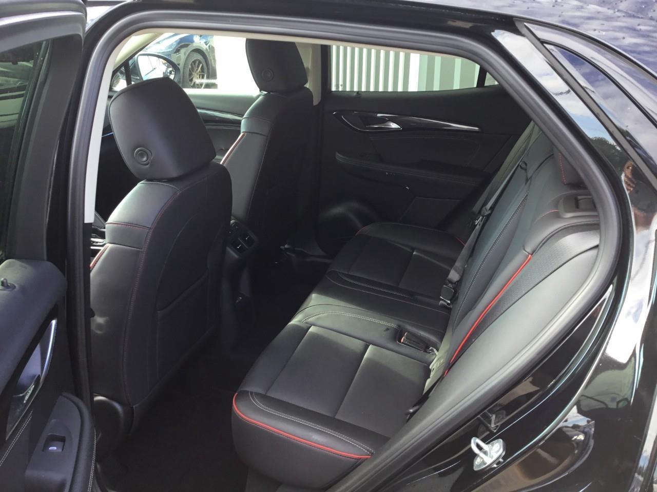 2023 Buick Envision Essence Photo