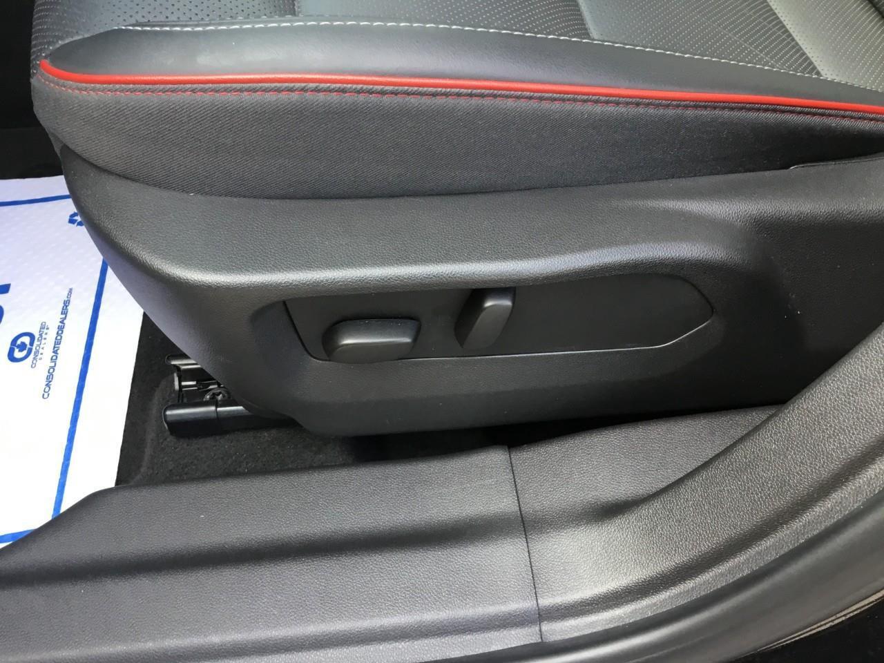 2023 Buick Envision Essence Photo