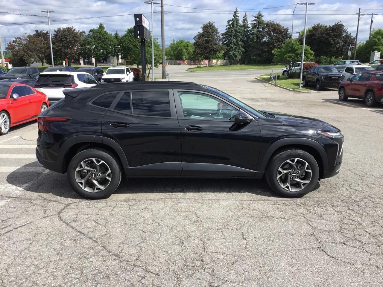 2024 Chevrolet Trax LT Photo