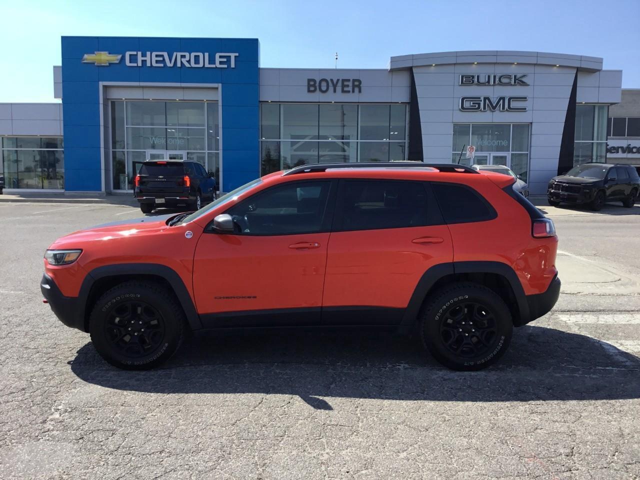 2021 Jeep Cherokee Trailhawk Photo