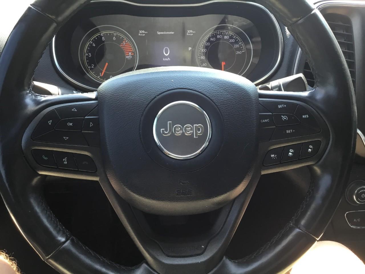 2021 Jeep Cherokee Trailhawk Photo