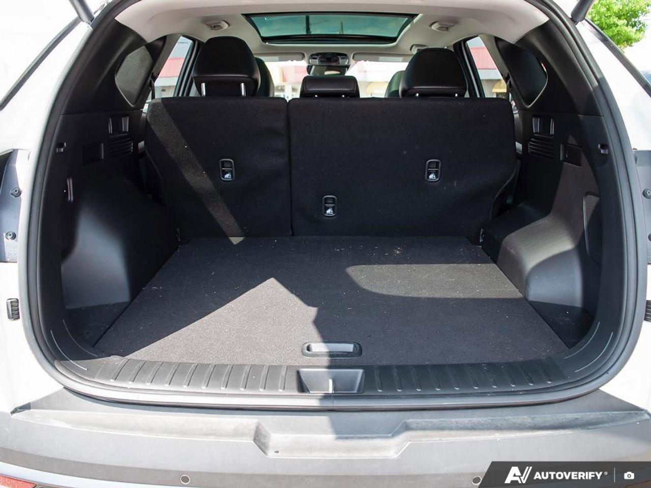 2025 Hyundai Tucson Hybrid Ultimate Photo
