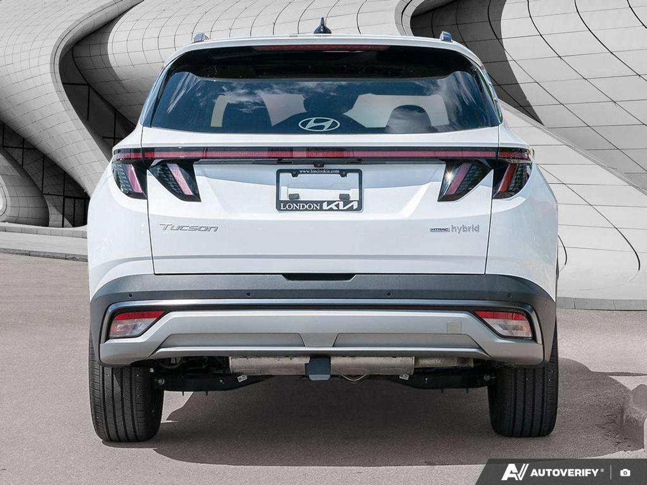 2025 Hyundai Tucson Ultimate   AWD   Leather   Sunroof   Heated & Cooled Seats   Heated Steering Wheel   Apple CarPlay Photo