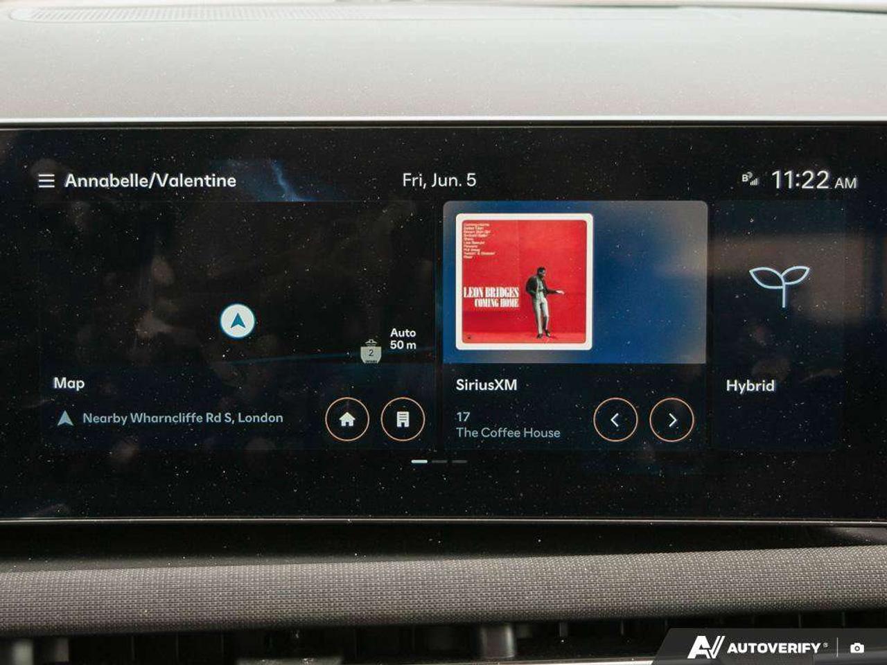 2025 Hyundai Tucson Ultimate   AWD   Leather   Sunroof   Heated & Cooled Seats   Heated Steering Wheel   Apple CarPlay Photo