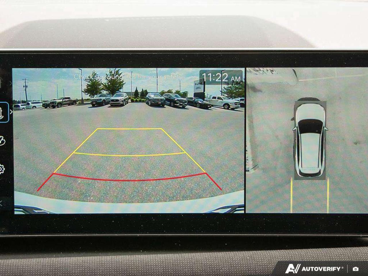 2025 Hyundai Tucson Ultimate   AWD   Leather   Sunroof   Heated & Cooled Seats   Heated Steering Wheel   Apple CarPlay Photo