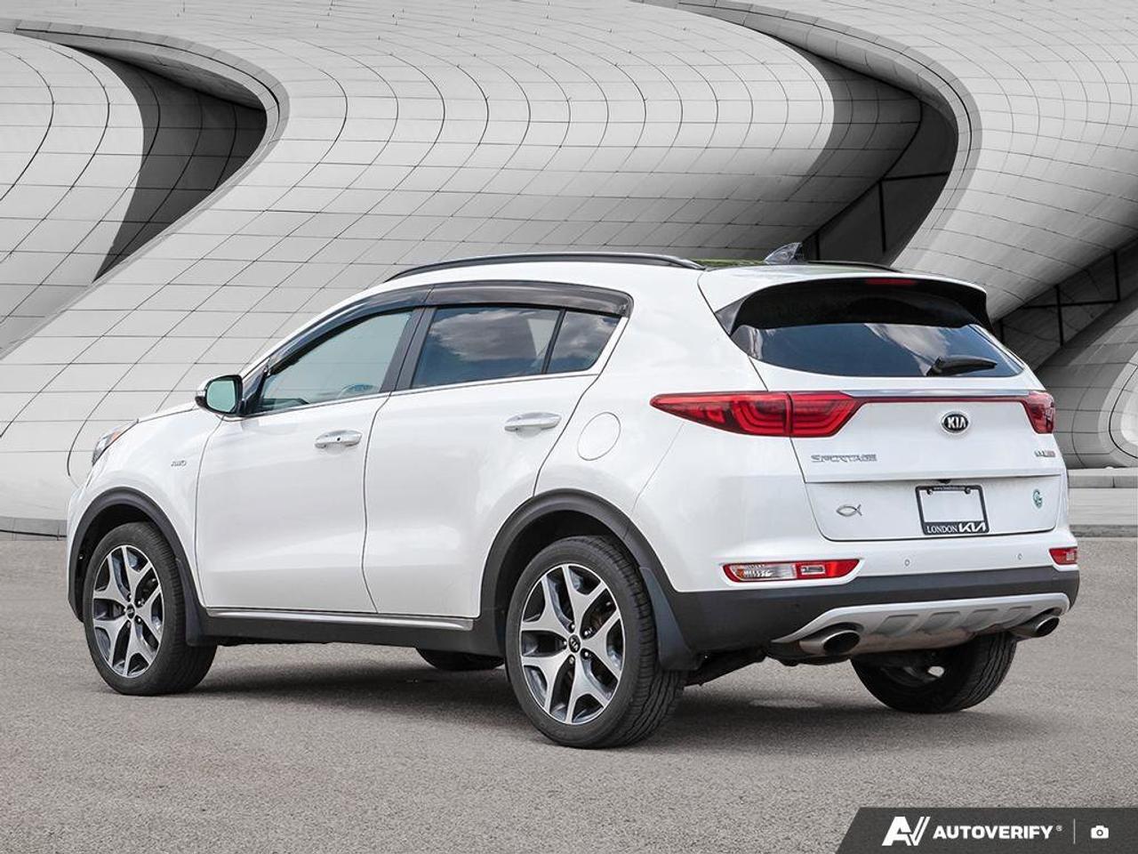 2018 Kia Sportage SX Turbo   AWD   Apple CarPlay  Cooled Seats   Hea Photo3