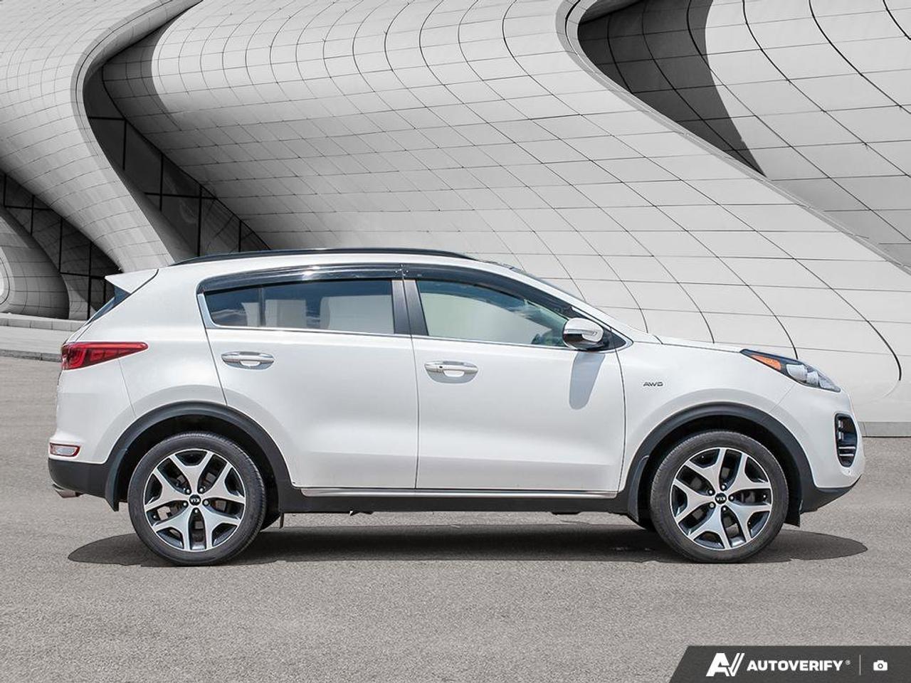 2018 Kia Sportage SX Turbo   AWD   Apple CarPlay  Cooled Seats   Hea Photo