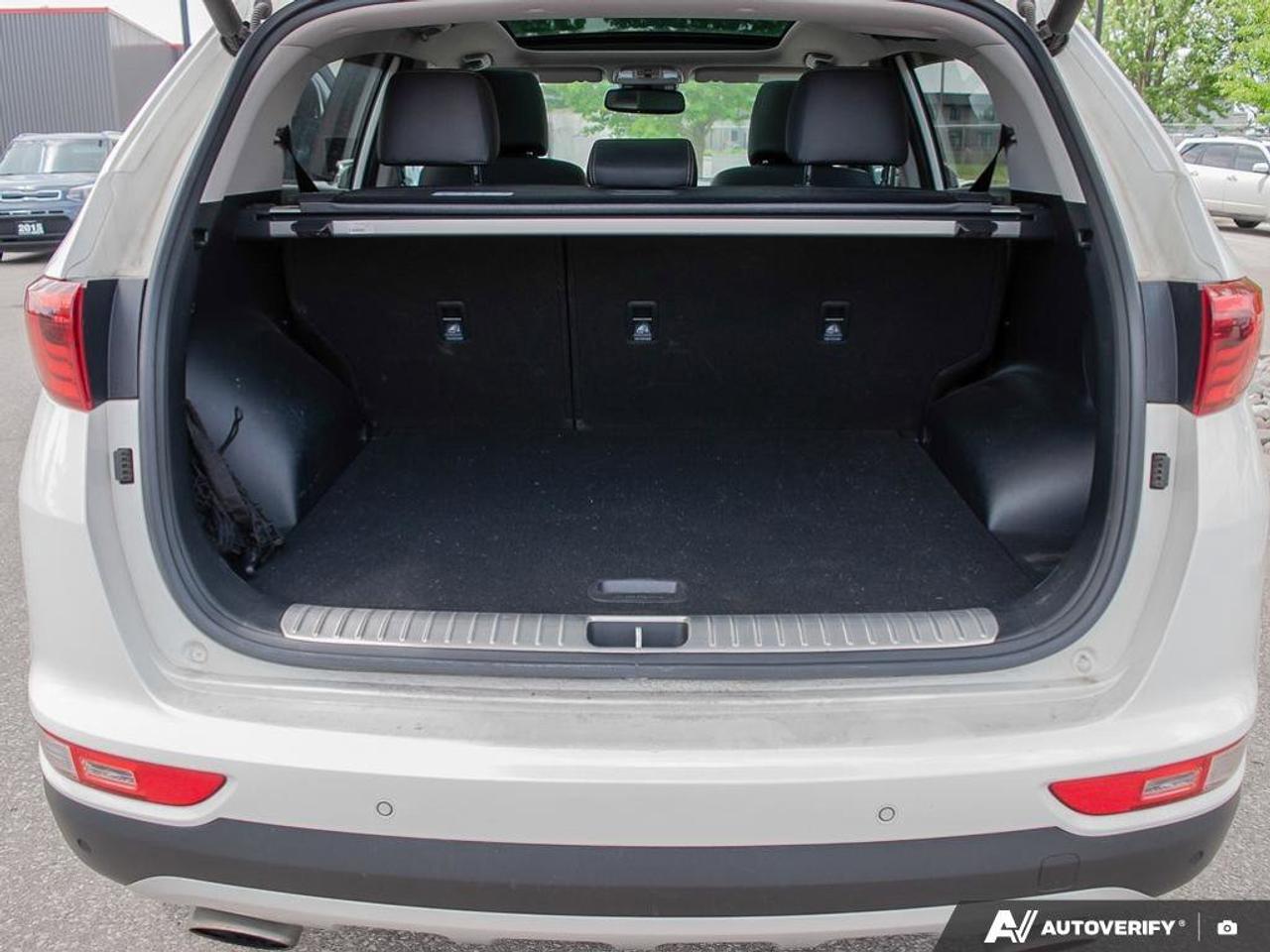 2018 Kia Sportage SX Turbo   AWD   Apple CarPlay  Cooled Seats   Hea Photo