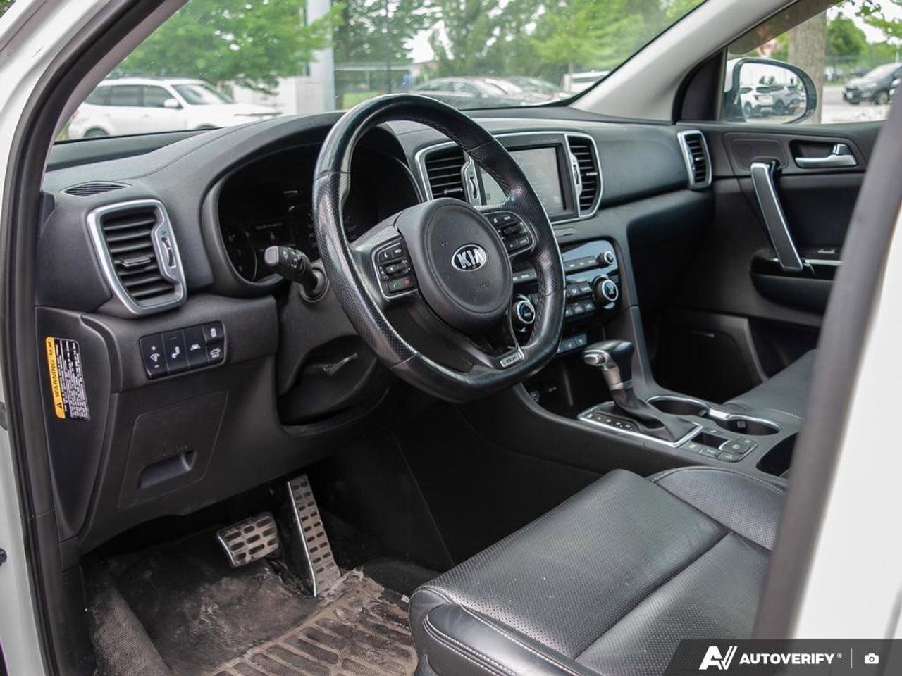 2018 Kia Sportage SX Turbo   AWD   Apple CarPlay  Cooled Seats   Hea Photo