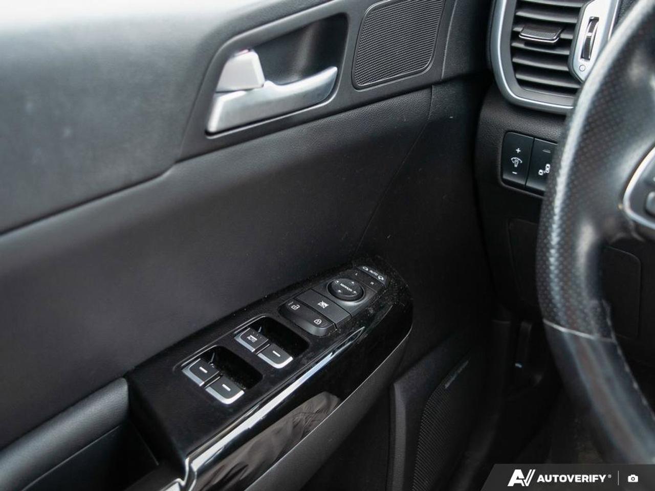 2018 Kia Sportage SX Turbo   AWD   Apple CarPlay  Cooled Seats   Hea Photo