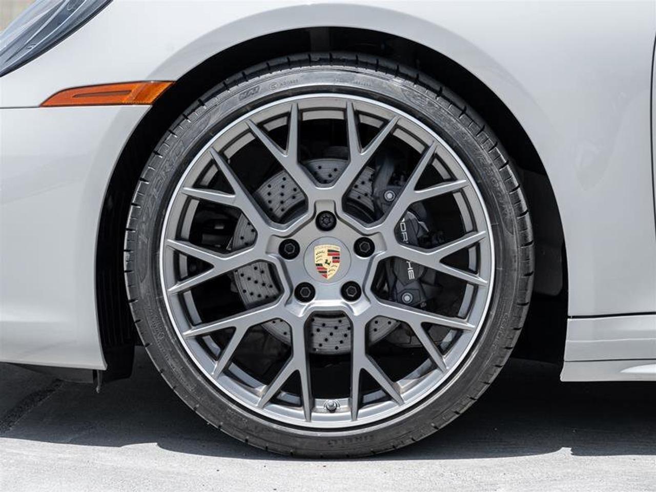 2024 Porsche 911 Carrera 4 Coupe Premium Pkg Sport Pkg RS Spyder De Photo