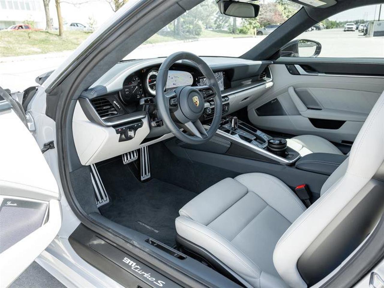 2024 Porsche 911 Turbo S Coupe Carbon Fiber Roof Front Axle Lift Sy Photo