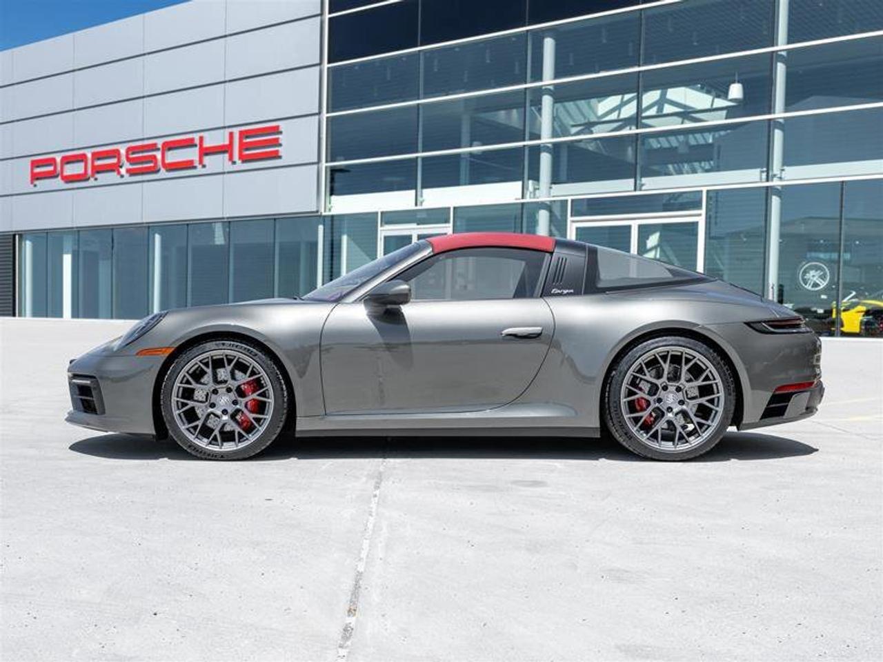 2022 Porsche 911 Targa 4S Premium Pkg Sport Pkg SportDesign Pkg 20/ Photo