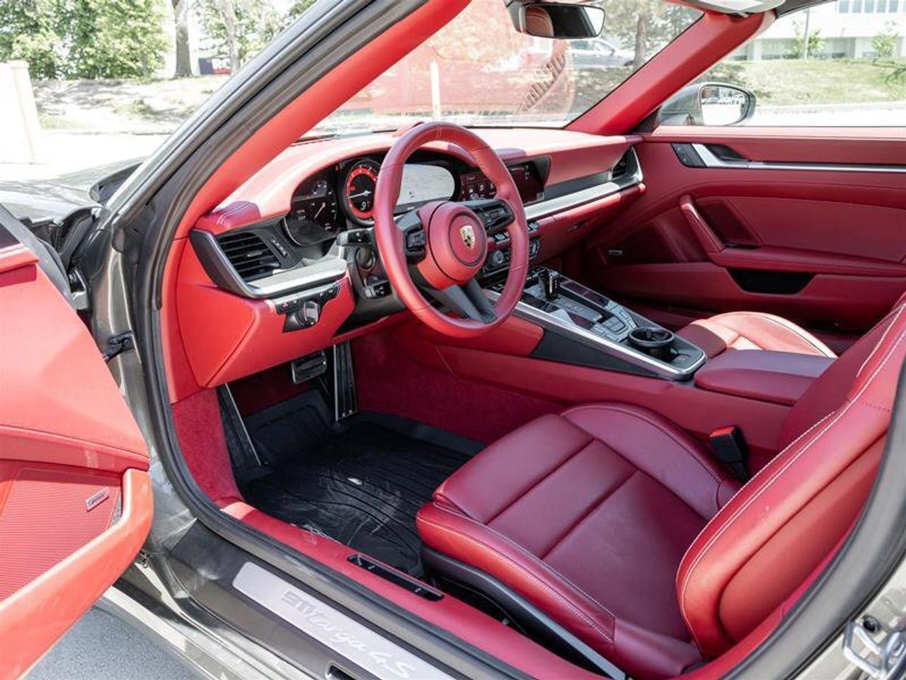 2022 Porsche 911 Targa 4S Premium Pkg Sport Pkg SportDesign Pkg 20/ Photo