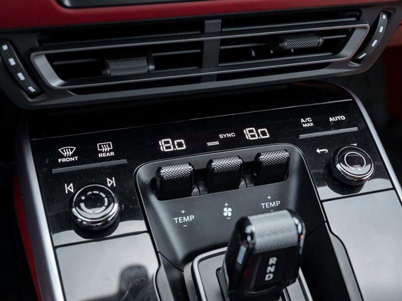 2022 Porsche 911 Targa 4S Premium Pkg Sport Pkg SportDesign Pkg 20/ Photo
