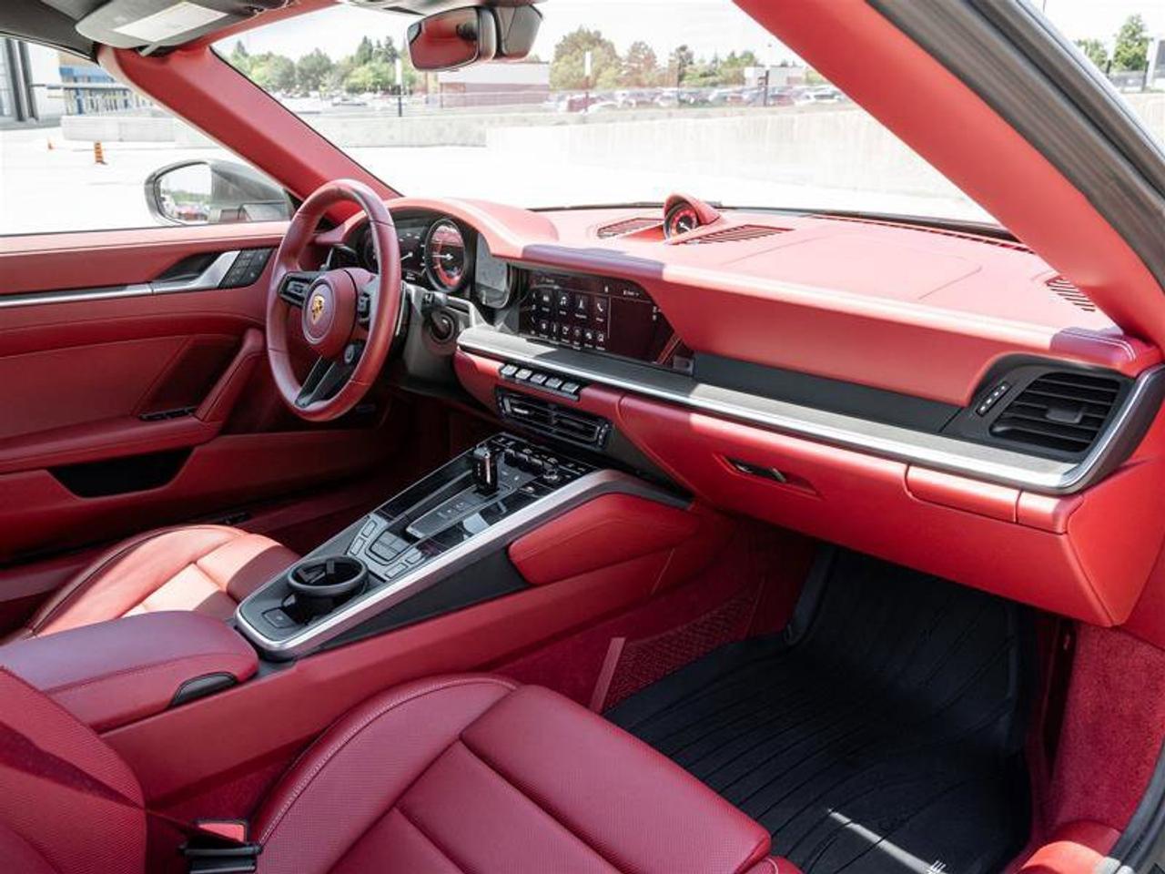 2022 Porsche 911 Targa 4S Premium Pkg Sport Pkg SportDesign Pkg 20/ Photo