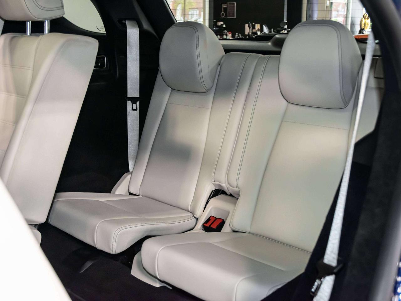 2021 Mercedes-Benz GLE GLE 450 4MATIC AMG PKG DISTRONIC PLUS 7 PASSENGER Photo