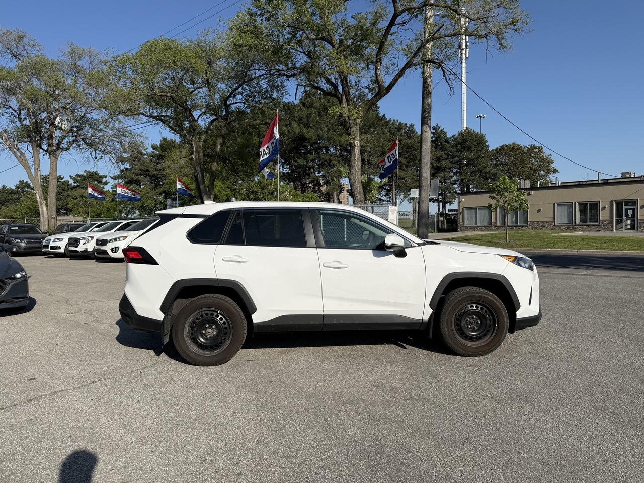 2022 Toyota RAV4 LE l AWD l 2.5L l 4Cyl l Eco Vehicle Photo