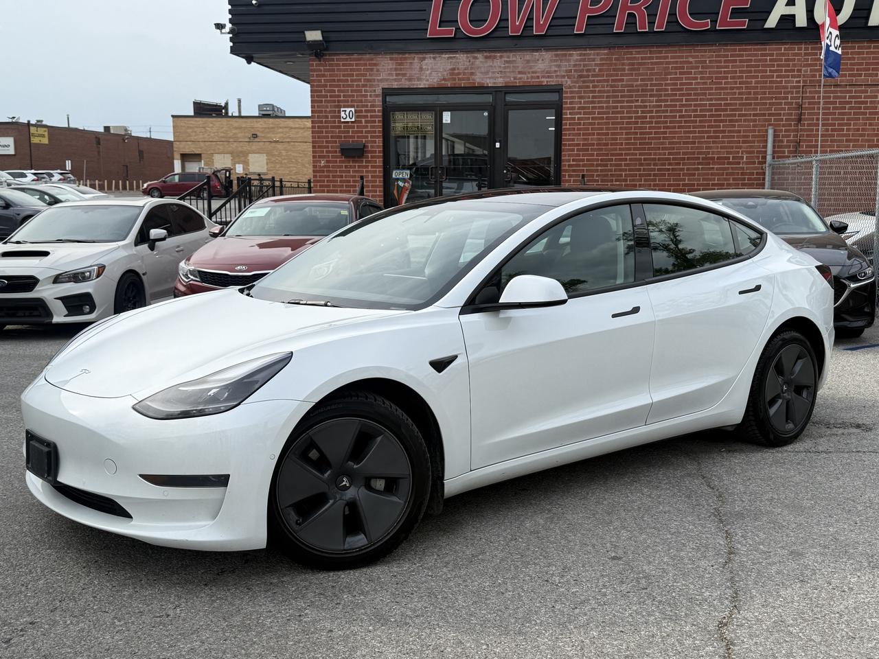 2022 Tesla Model 3 RWD l LFP l Tesla Warranty l TACC Included Photo