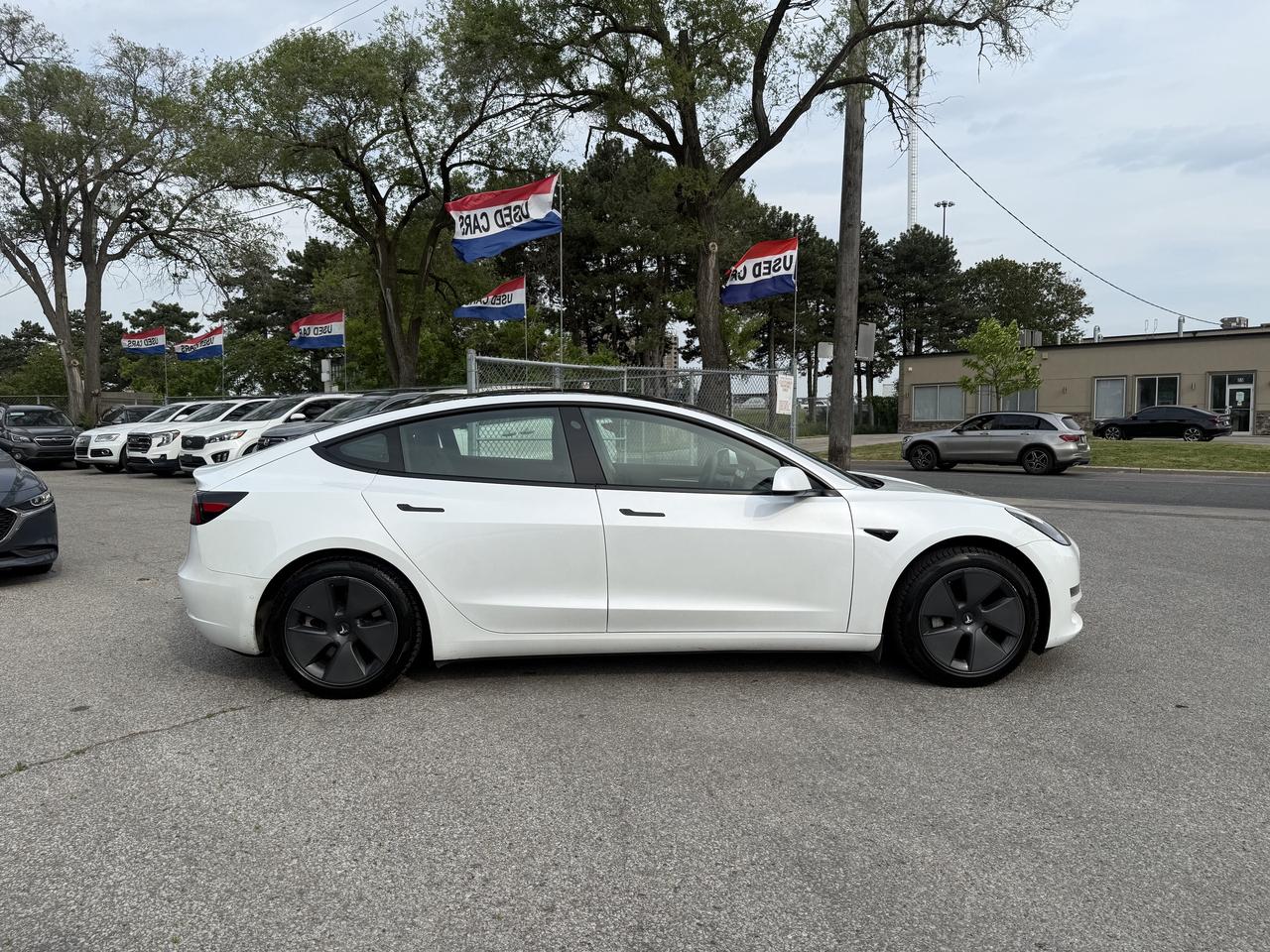 2022 Tesla Model 3 RWD l LFP l Tesla Warranty l TACC Included Photo