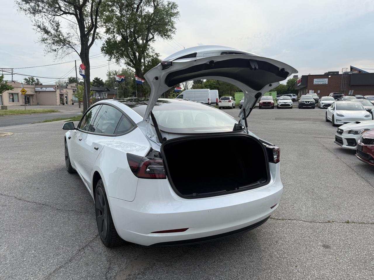 2022 Tesla Model 3 RWD l LFP l Tesla Warranty l TACC Included Photo