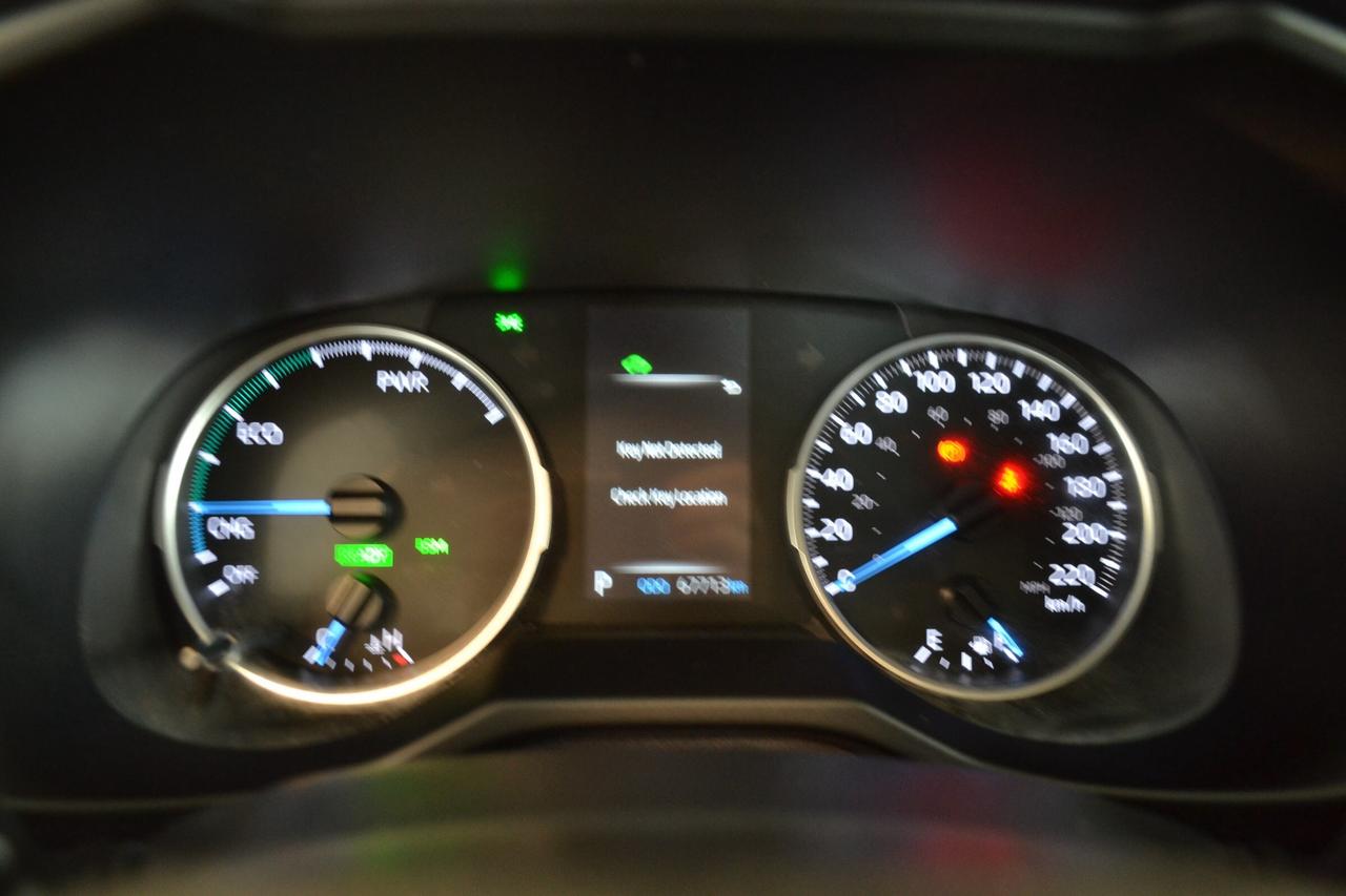 2021 Toyota RAV4 Hybrid XLE Photo
