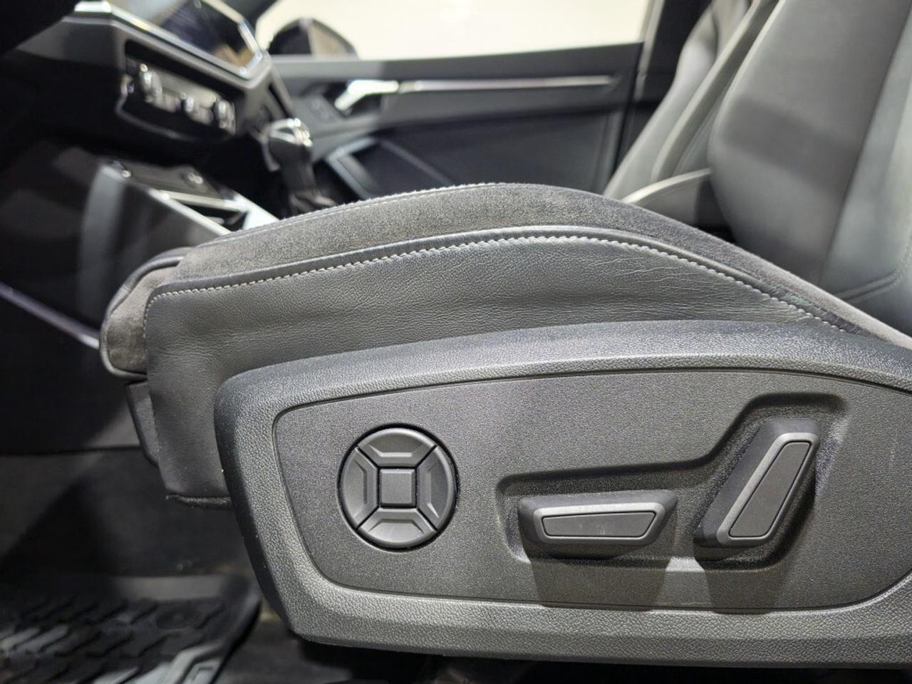 2021 Audi Q3 S Line Premium Plus 40  quattro No Accident One Ow Photo