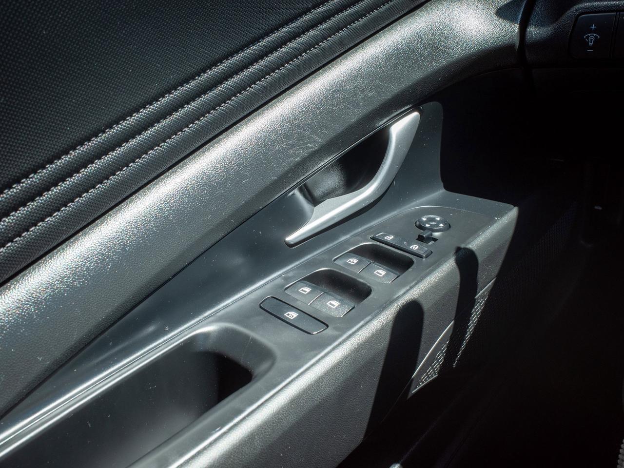 2022 Hyundai Elantra Preferred - Heated Seats   Keyless Entry Photo