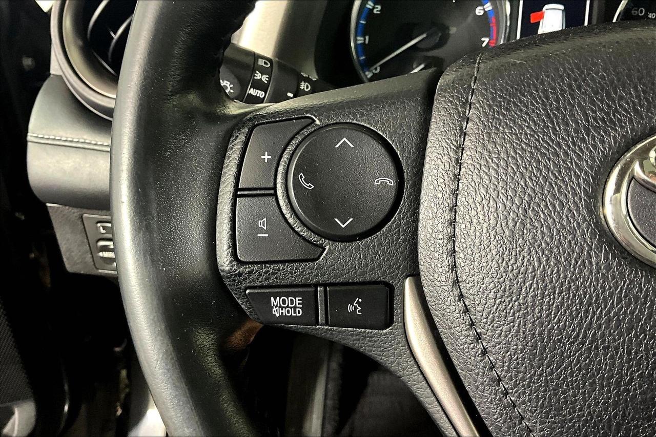 2018 Toyota RAV4 AWD XLE Photo