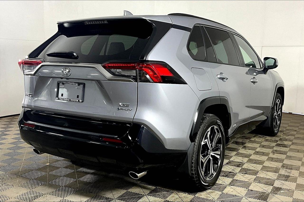 2025 Toyota RAV4 Plug-In Hybrid XSE AWD Photo