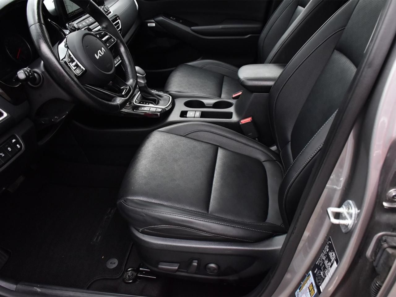 2023 Kia Seltos SX Turbo AWD w/Black Interior   Leather   Roof   N Photo
