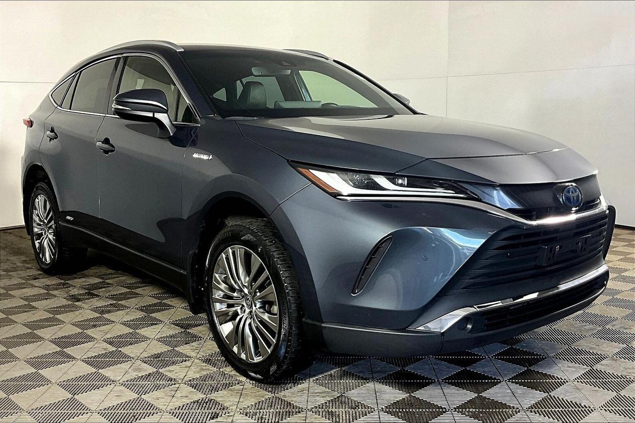 2021 Toyota Venza XLE AWD Photo
