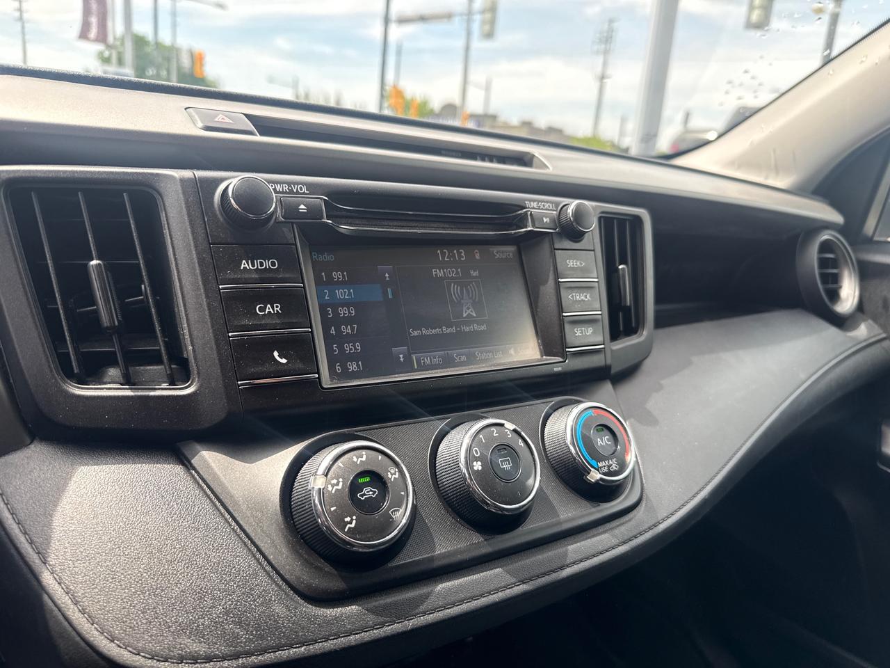 2017 Toyota RAV4 LE 4dr All-wheel Drive Photo