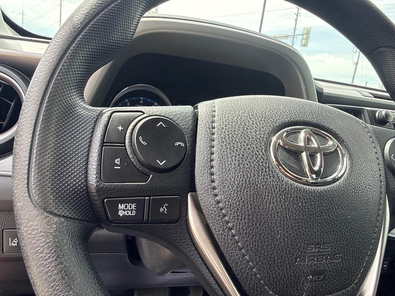 2017 Toyota RAV4 LE 4dr All-wheel Drive Photo