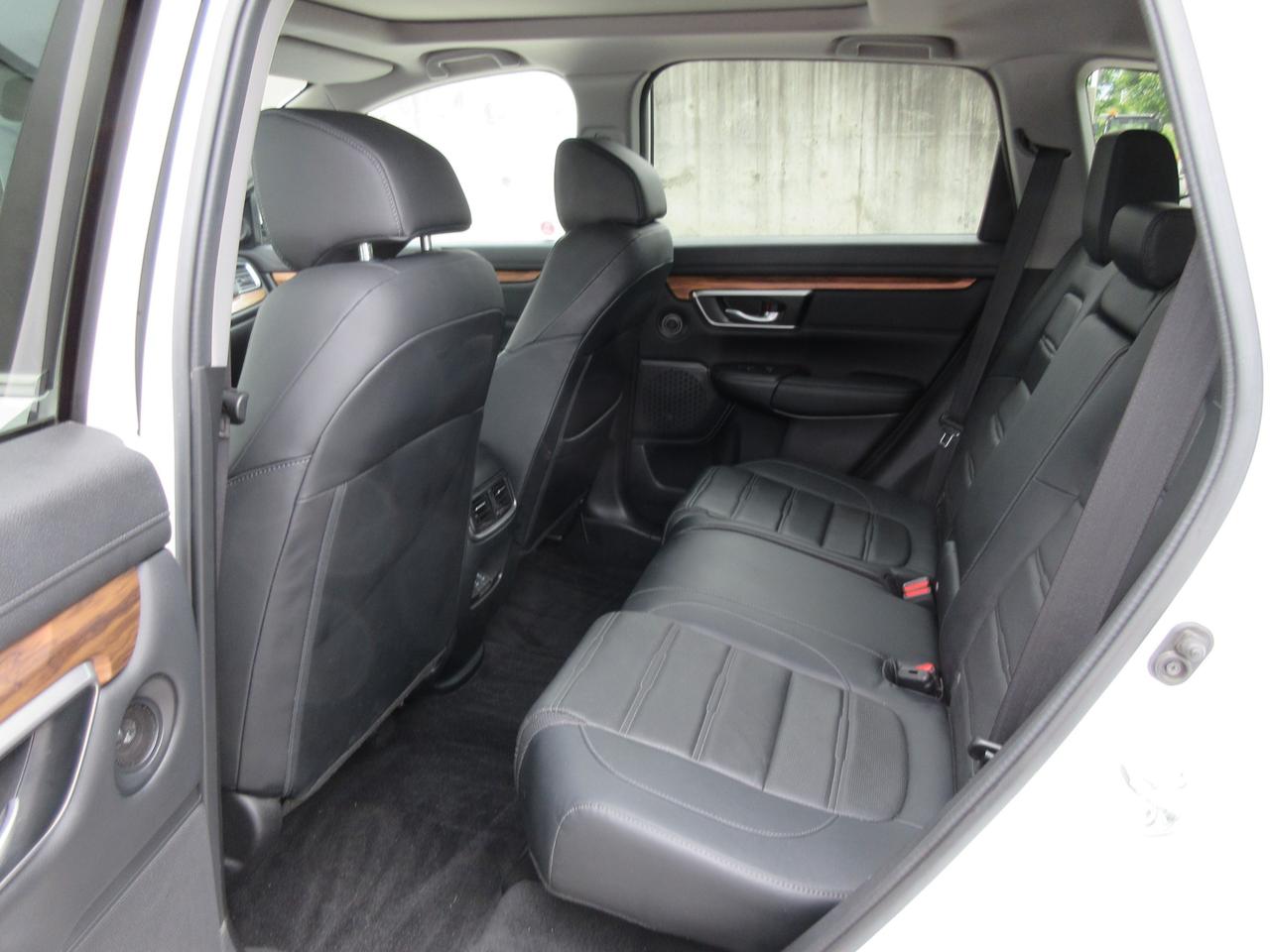 2022 Honda CR-V Touring 4dr All-wheel Drive Photo