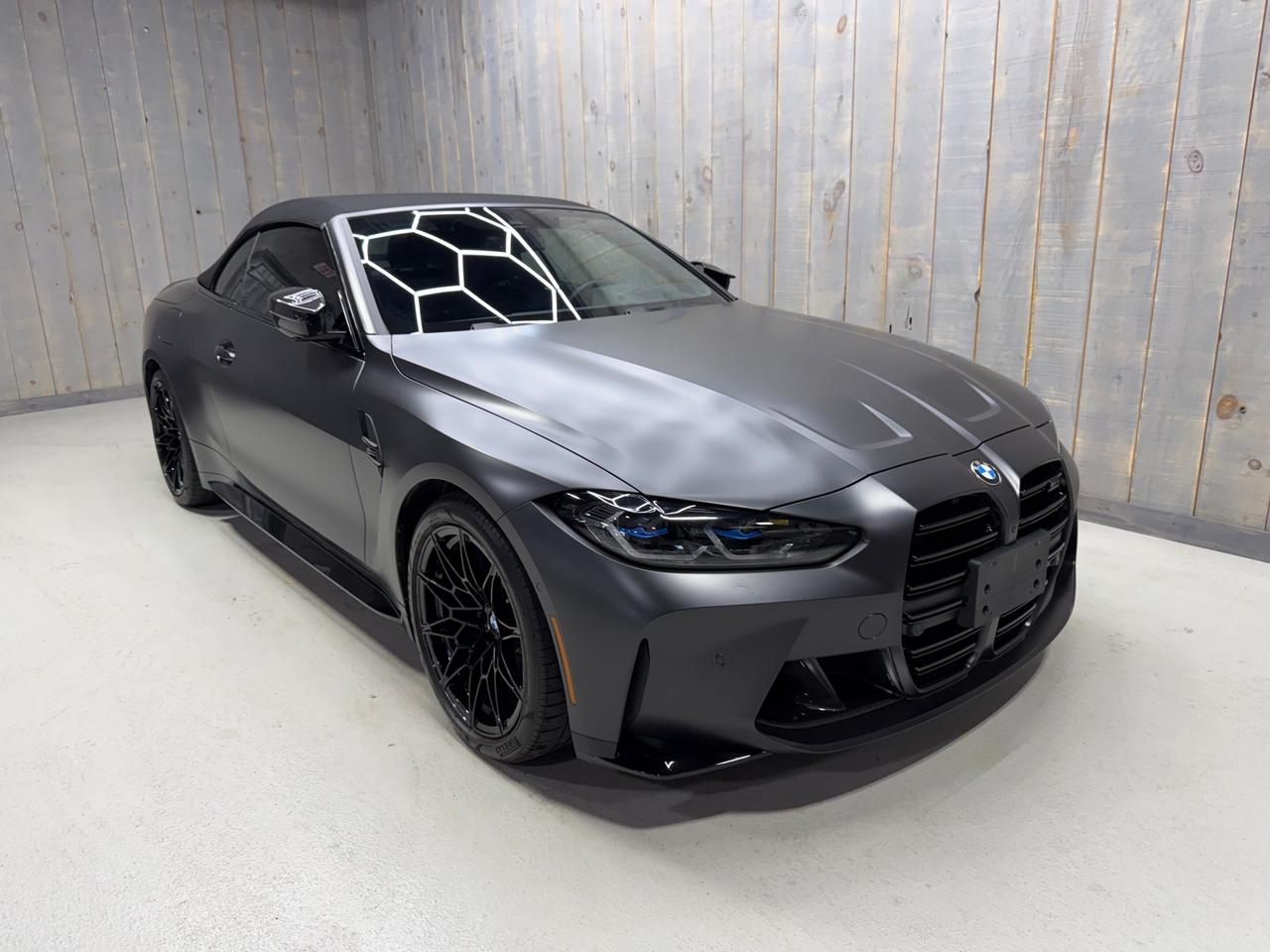 2022 BMW M4 COMPETITION M XDRIVE CABRIOLET CARBON BUCKETS Photo2