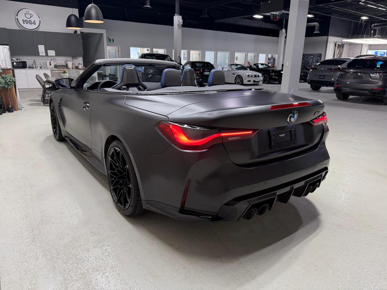 2022 BMW M4 COMPETITION M XDRIVE CABRIOLET CARBON BUCKETS Photo