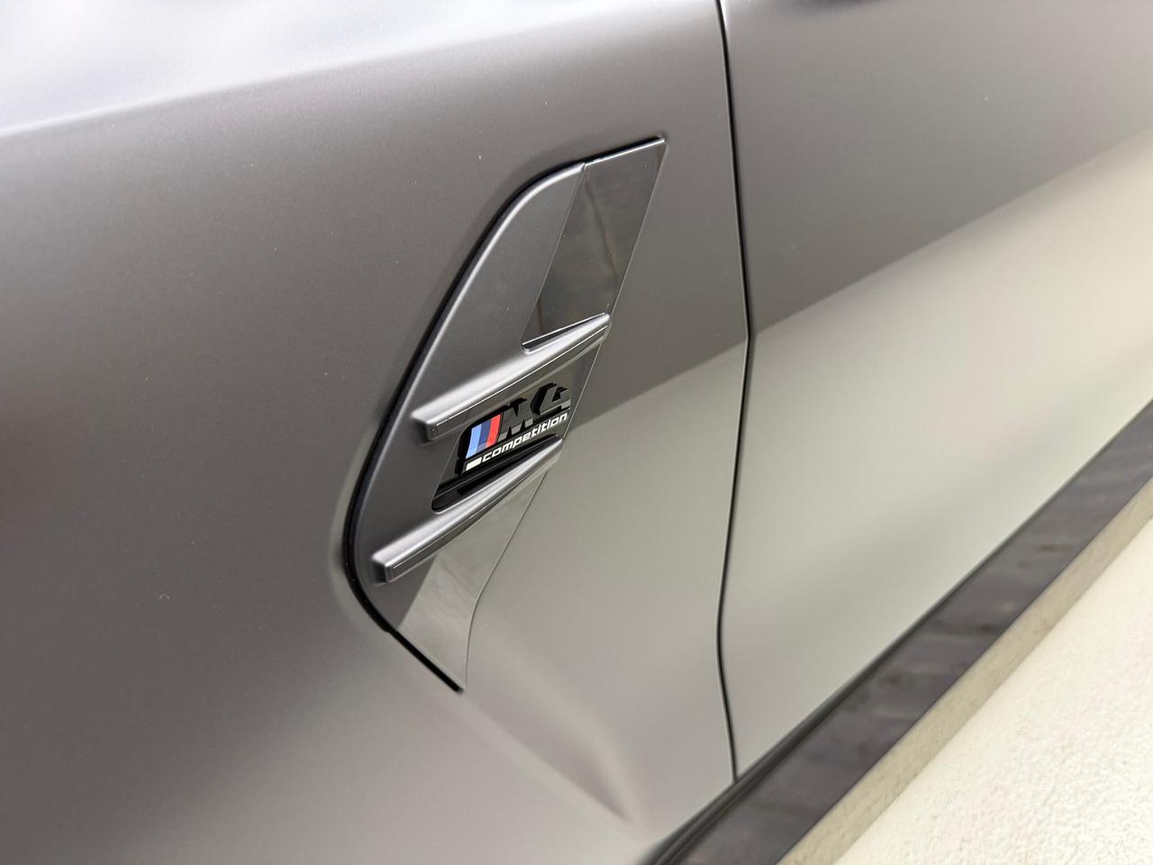 2022 BMW M4 COMPETITION M XDRIVE CABRIOLET CARBON BUCKETS Photo