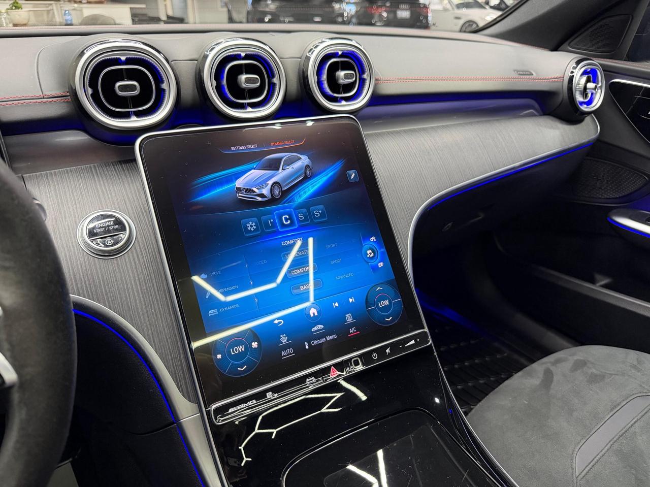 2023 Mercedes-Benz C-Class AMG C 43 4MATIC PINNACLE NIGHT 402HP Photo