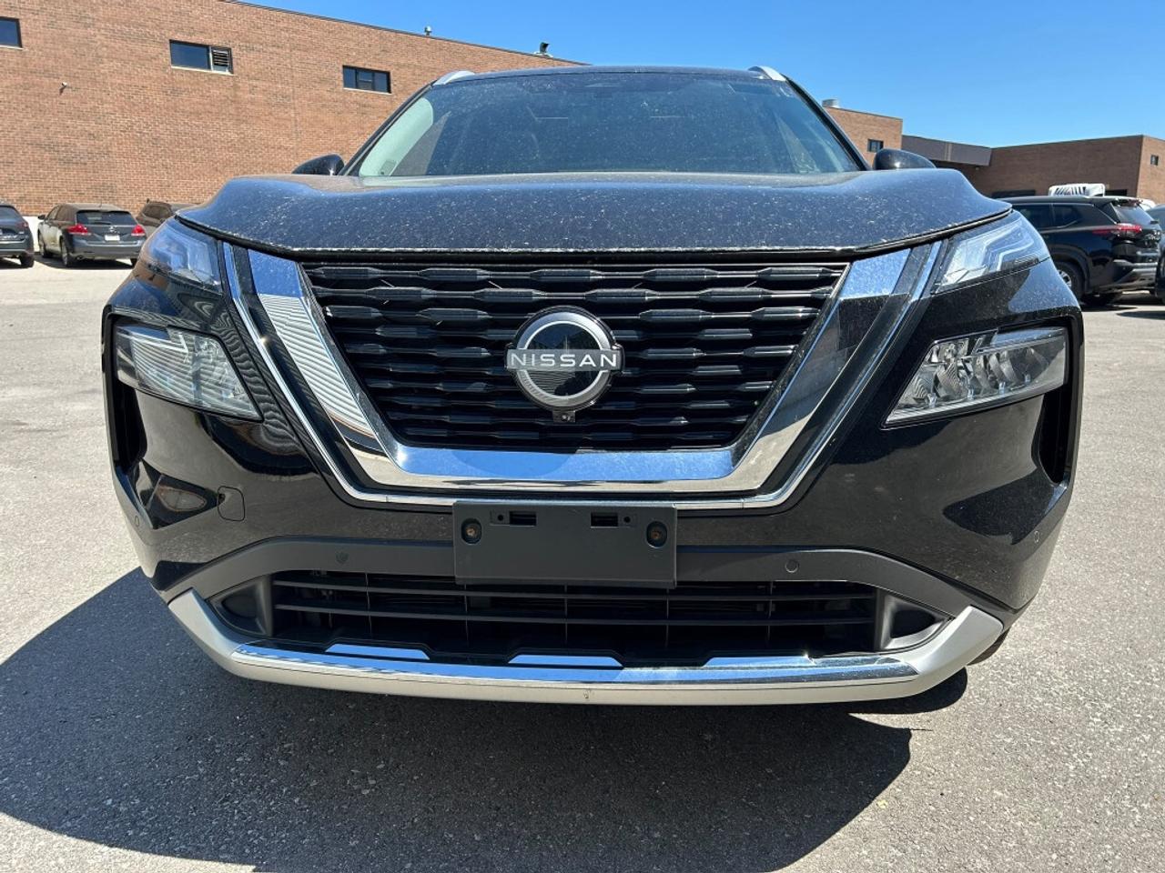 2023 Nissan Rogue Platinum Edition AWD   Low KMs   ProPILOT Assist Photo