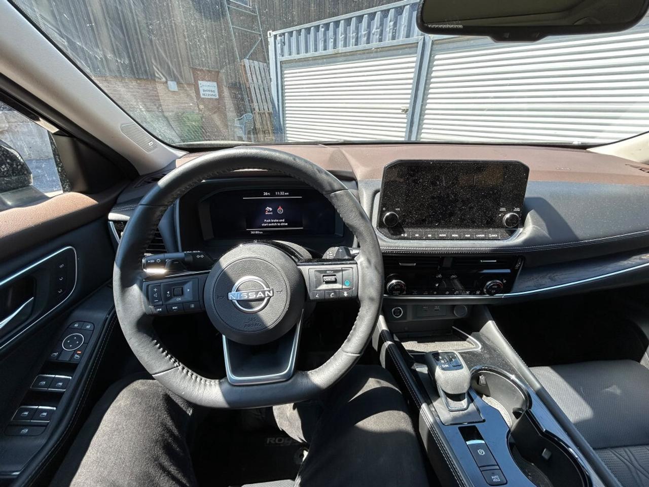 2023 Nissan Rogue Platinum Edition AWD   Low KMs   ProPILOT Assist Photo