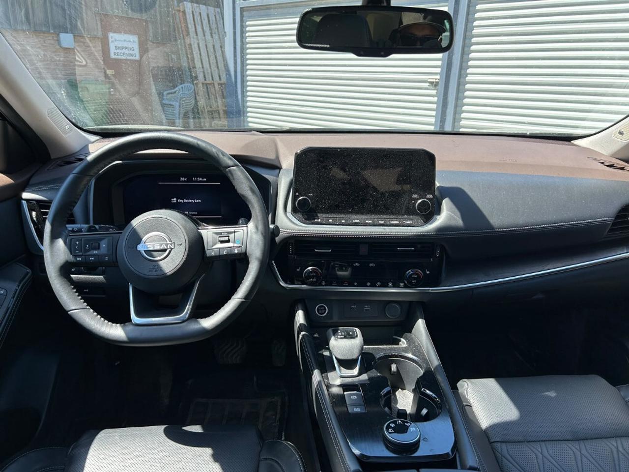 2023 Nissan Rogue Platinum Edition AWD   Low KMs   ProPILOT Assist Photo