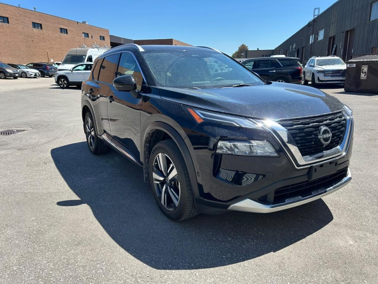 2023 Nissan Rogue Platinum Edition AWD   Low KMs   ProPILOT Assist Photo2